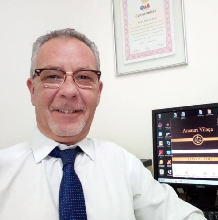 Dr. Amauri Vilaça